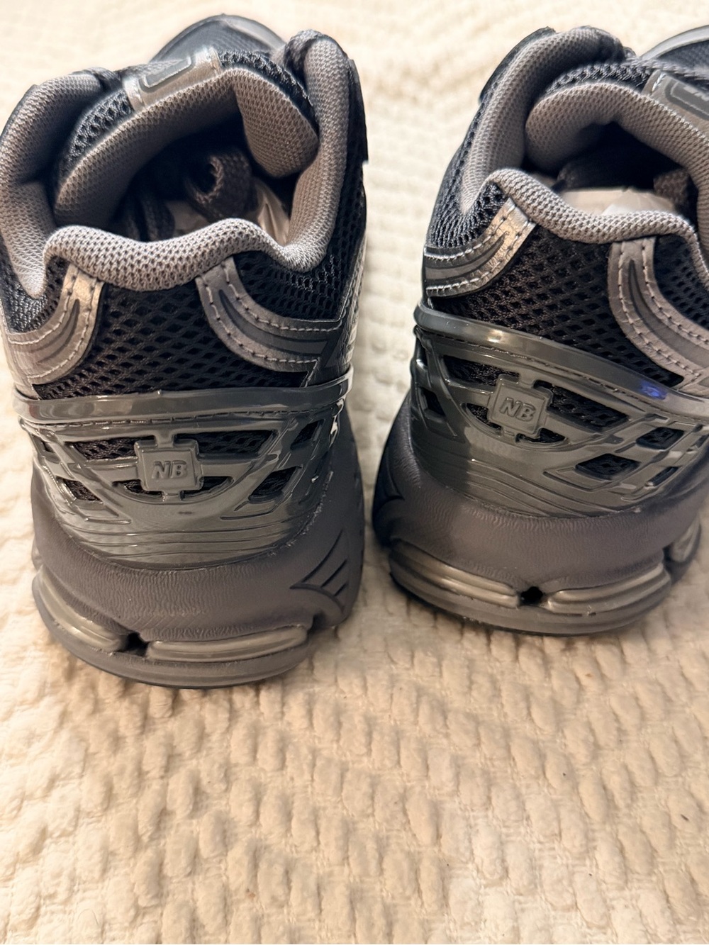 🤍New Balance 1906r sneakers BOYS🤍 - Picture 6 of 10